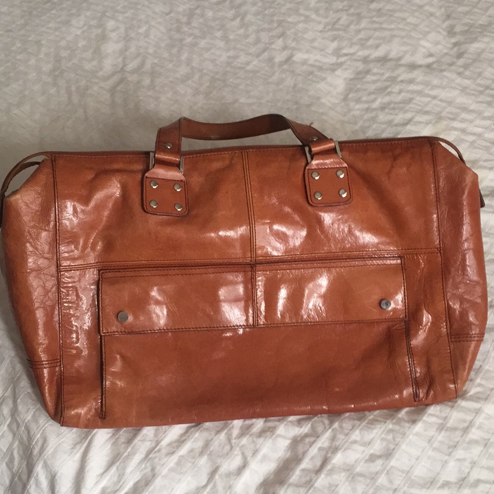 Kenneth Cole cognac patent leather travel bag